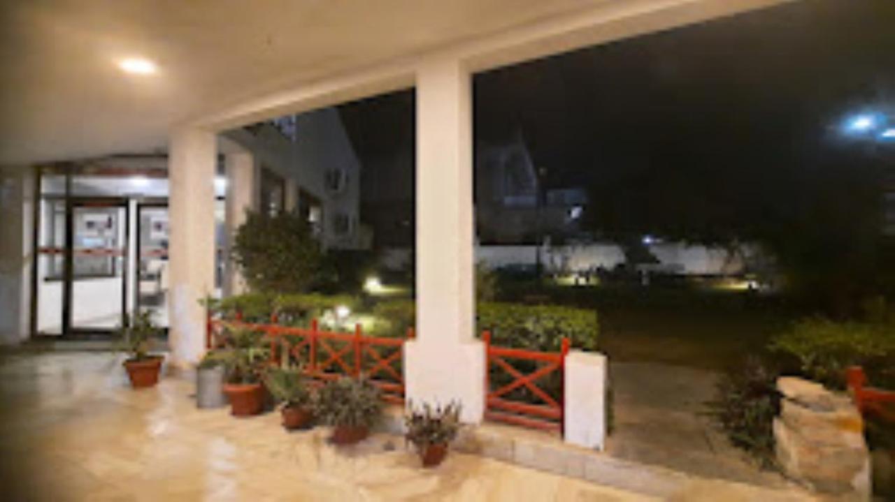 Mp Tourist Bunglow , Chitrakoot Hotel Sitapur Muafi Екстериор снимка
