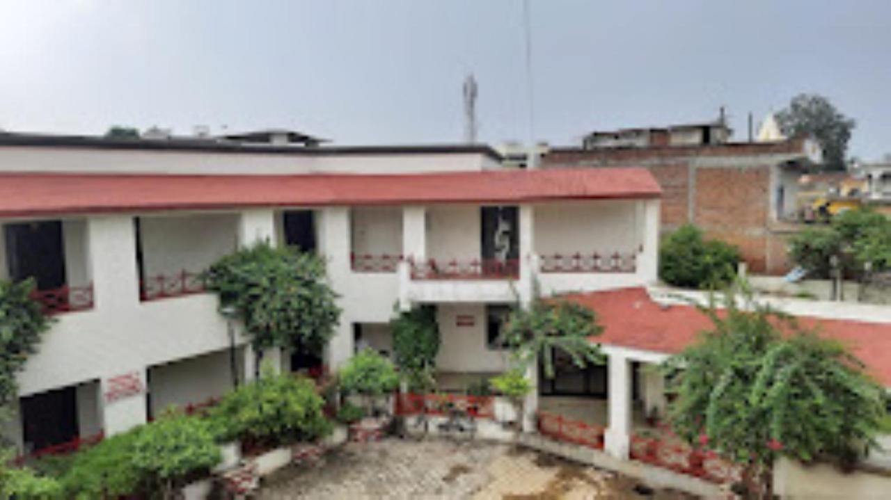 Mp Tourist Bunglow , Chitrakoot Hotel Sitapur Muafi Екстериор снимка