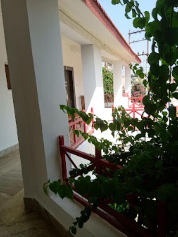 Mp Tourist Bunglow , Chitrakoot Hotel Sitapur Muafi Екстериор снимка