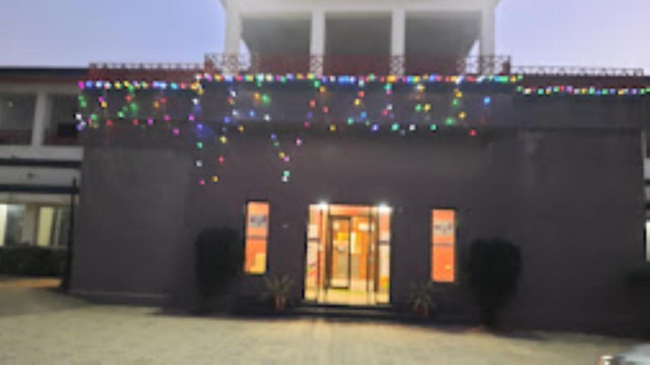 Mp Tourist Bunglow , Chitrakoot Hotel Sitapur Muafi Екстериор снимка