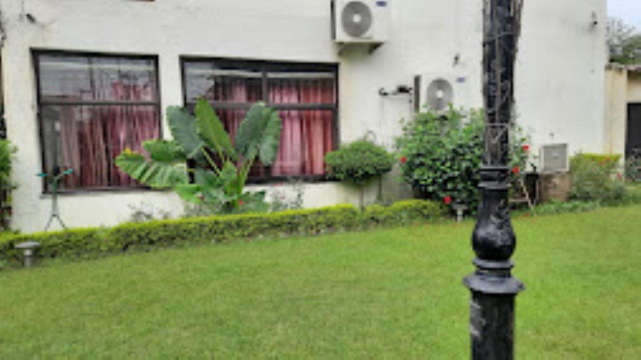 Mp Tourist Bunglow , Chitrakoot Hotel Sitapur Muafi Екстериор снимка