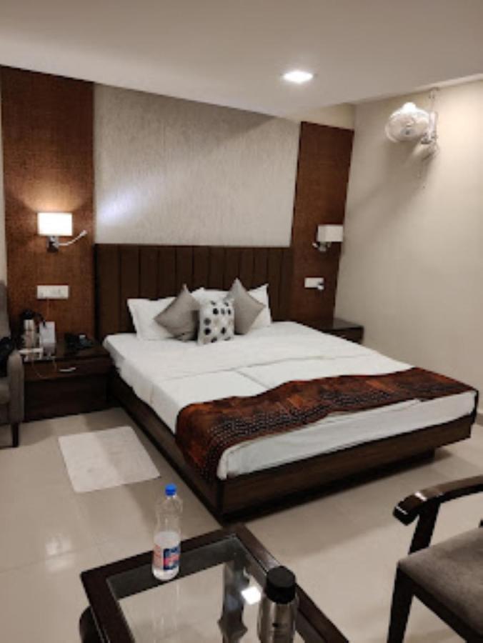 Mp Tourist Bunglow , Chitrakoot Hotel Sitapur Muafi Екстериор снимка